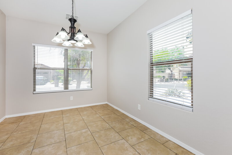 2,020/Mo, 18 W Saddle Way San Tan Valley, AZ 85143 Dining Room View