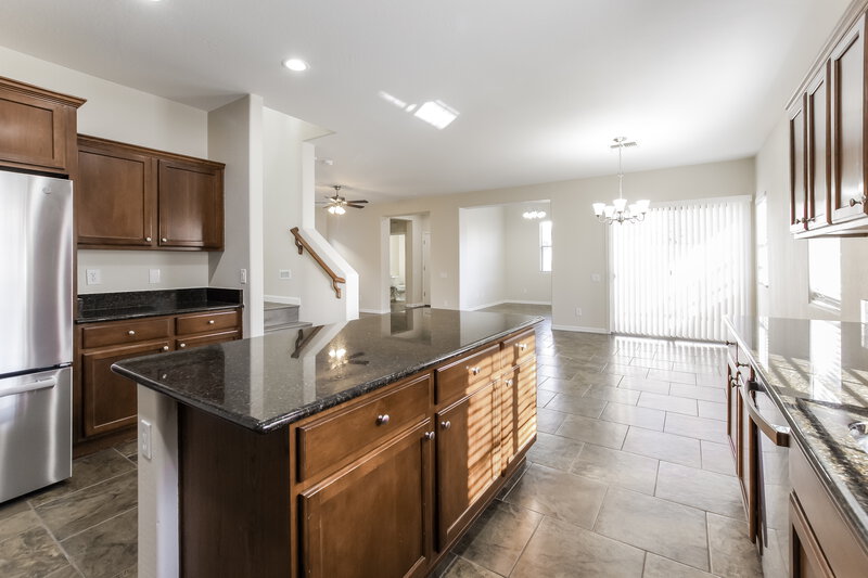 2,490/Mo, 26717 N Babbling Brook Dr Phoenix, AZ 85083 Kitchen View