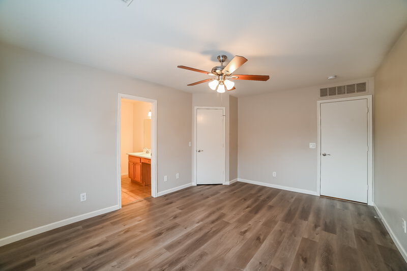 1,890/Mo, 12737 W Calavar Rd El Mirage, AZ 85335 Main Bedroom View 2