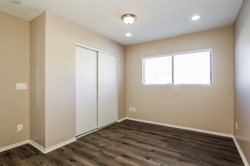 1,975/Mo, 4729 W Havasupai Dr Glendale, AZ 85308 Bedroom View 3