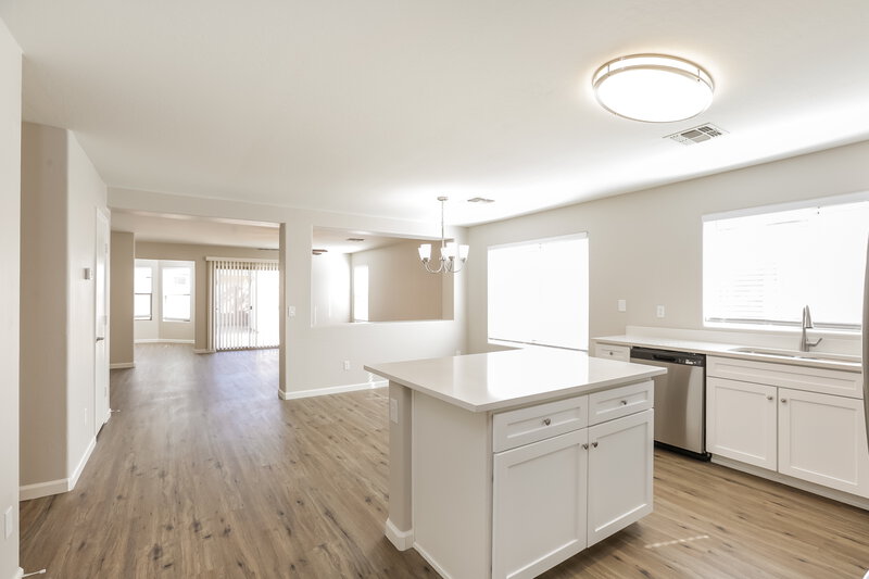 2,130/Mo, 3310 W Leodra Ln Phoenix, AZ 85041 Kitchen View 2