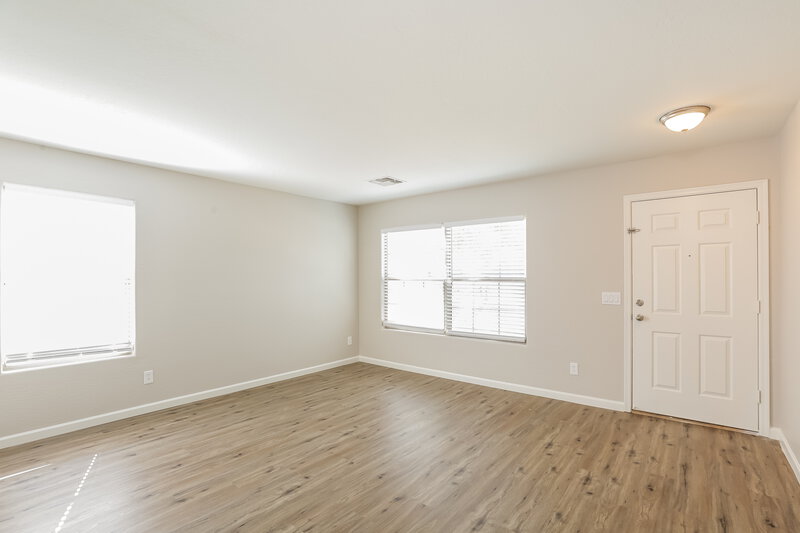 2,130/Mo, 3310 W Leodra Ln Phoenix, AZ 85041 Family Room View