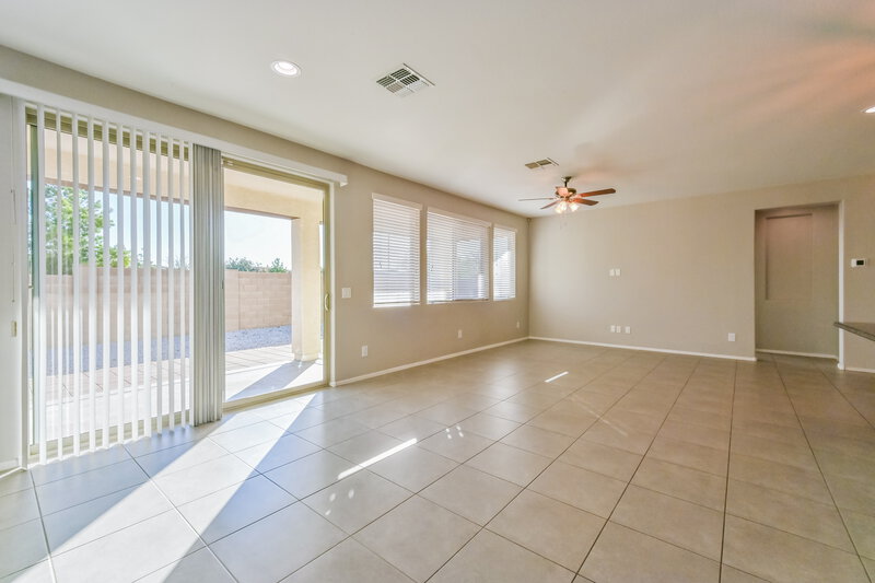 2,560/Mo, 22804 E Via de Olivos Queen Creek, AZ 85142 Breakfast Nook View