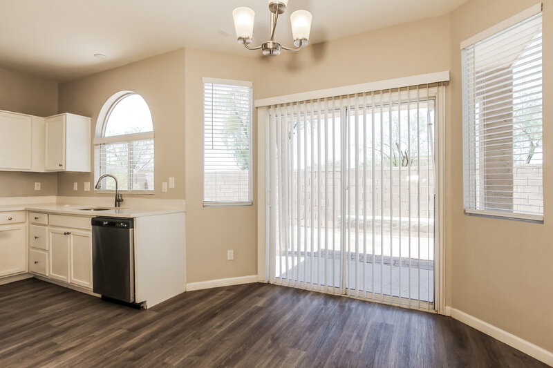 1,995/Mo, 2526 S 90th Glen Tolleson, AZ 85353 Dining Room View
