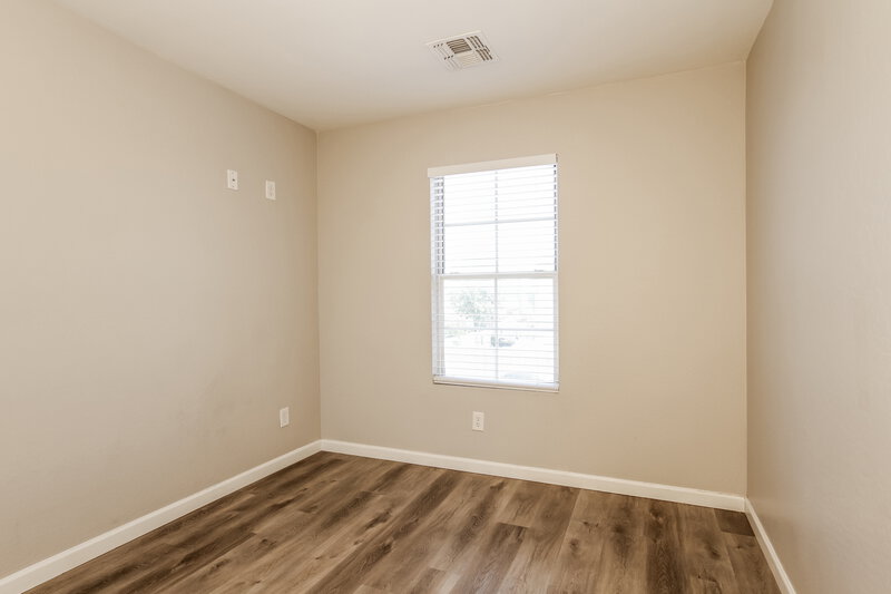 1,995/Mo, 2526 S 90th Glen Tolleson, AZ 85353 Bedroom View