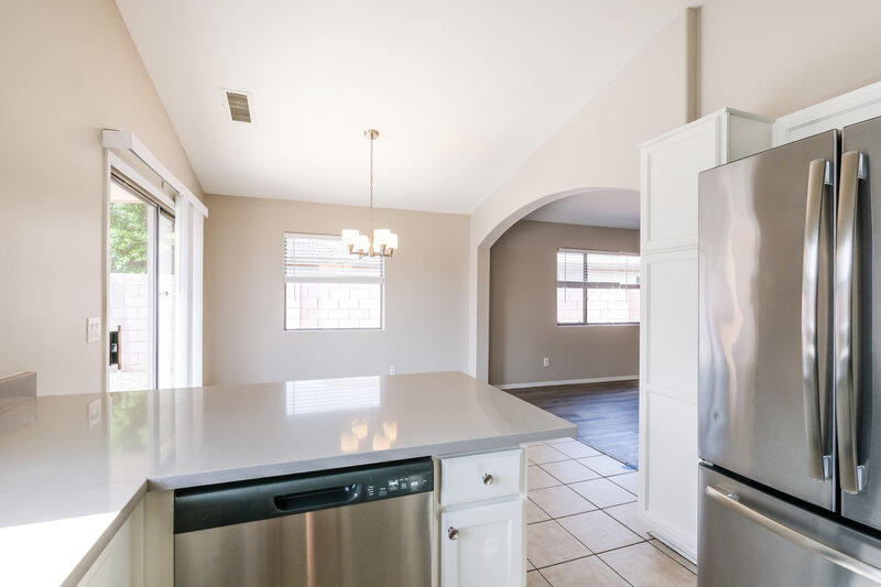 2,230/Mo, 2710 S 108th Ave Avondale, AZ 85323 Kitchen View 2