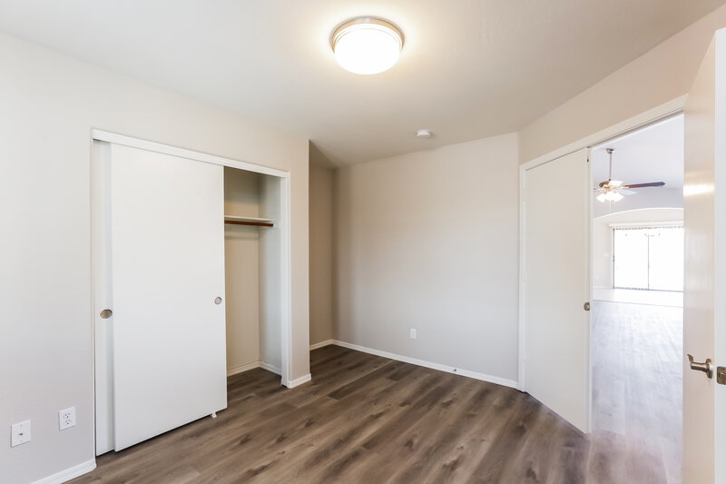 2,295/Mo, 2710 S 108th Ave Avondale, AZ 85323 Bedroom View 3