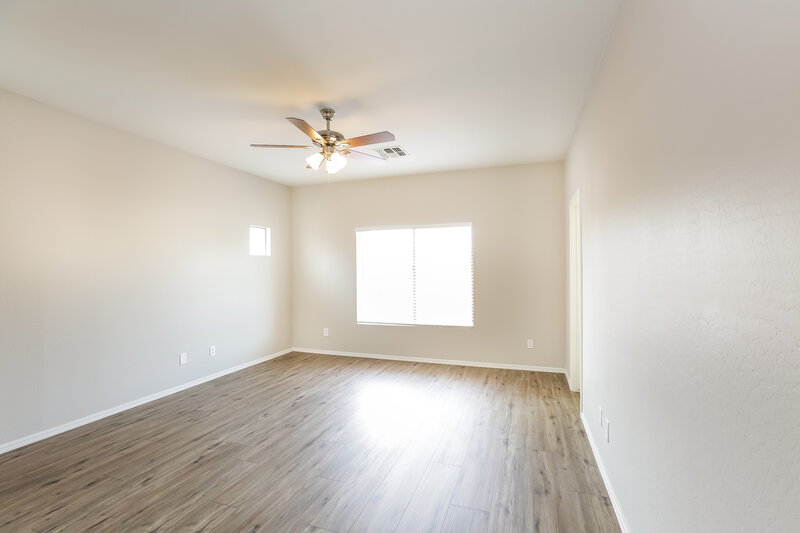 2,095/Mo, 5322 W Maldonado Rd Laveen, AZ 85339 Main Bedroom View