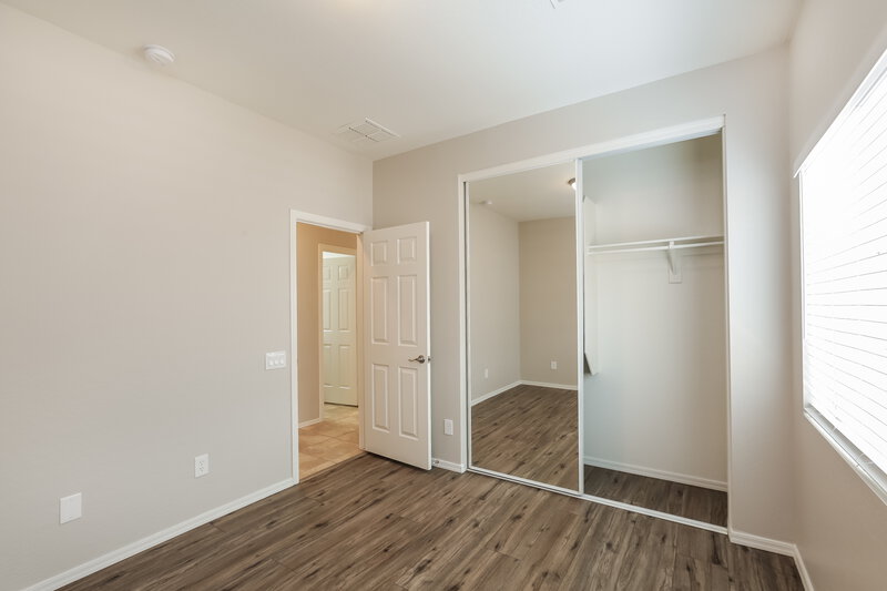 2,095/Mo, 5322 W Maldonado Rd Laveen, AZ 85339 Bedroom View 2