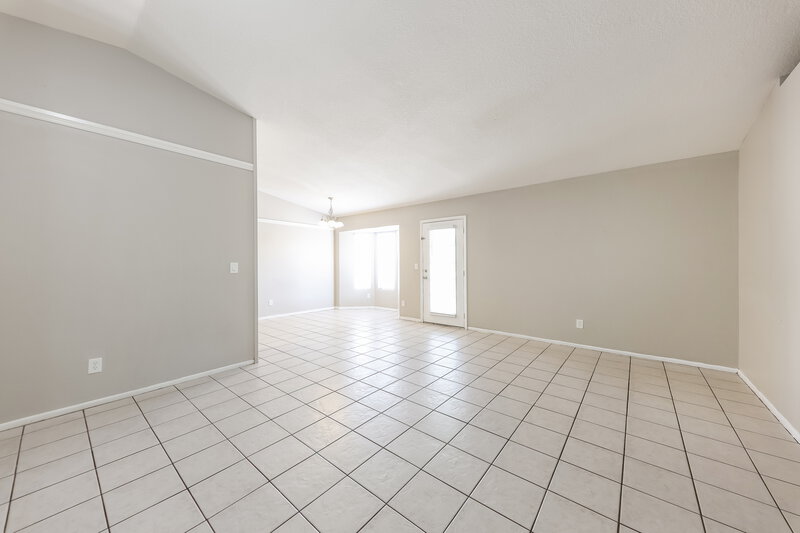 1,835/Mo, 9632 W El Caminito Dr Peoria, AZ 85345 Living Room View