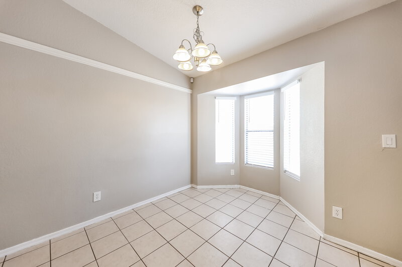 1,835/Mo, 9632 W El Caminito Dr Peoria, AZ 85345 Dining Room View