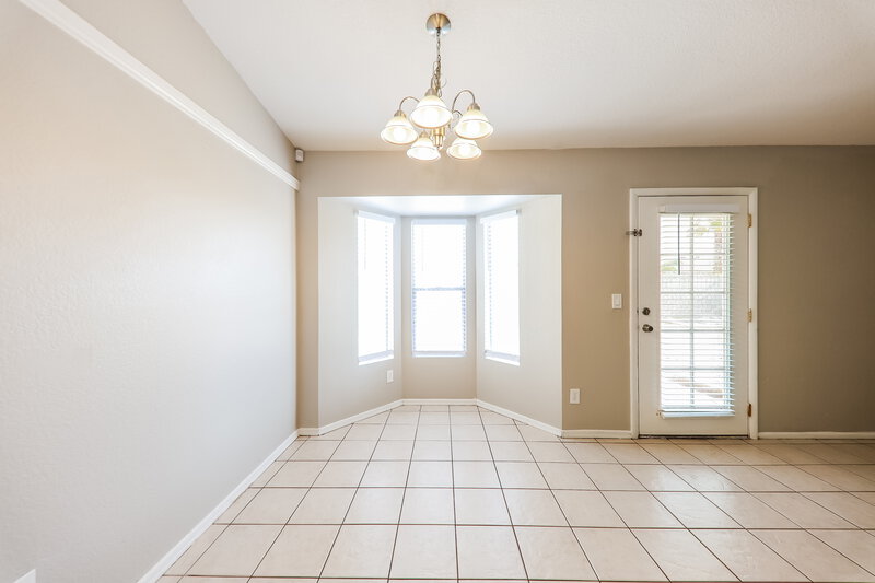 1,855/Mo, 9632 W El Caminito Dr Peoria, AZ 85345 Dining Room View