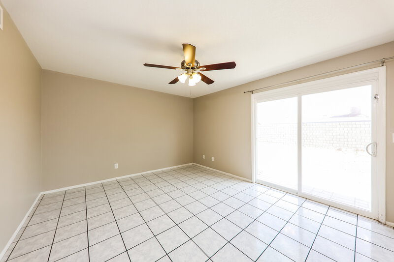 1,855/Mo, 9632 W El Caminito Dr Peoria, AZ 85345 Main Bedroom View