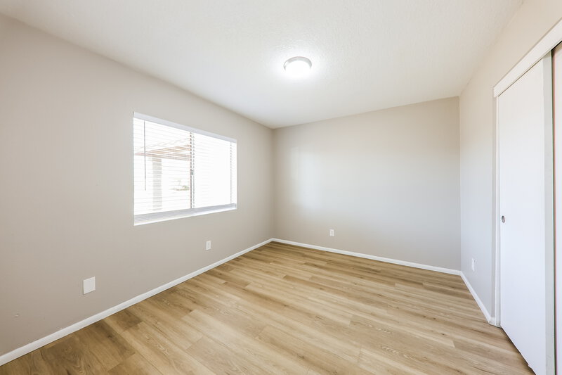 1,855/Mo, 9632 W El Caminito Dr Peoria, AZ 85345 Bedroom View 2
