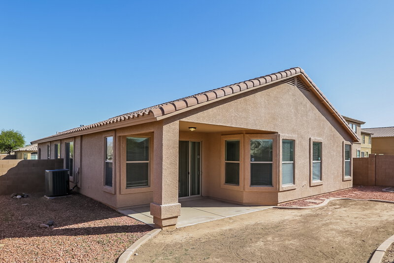 2,310/Mo, 3221 W Apollo Rd Phoenix, AZ 85041 Rear View