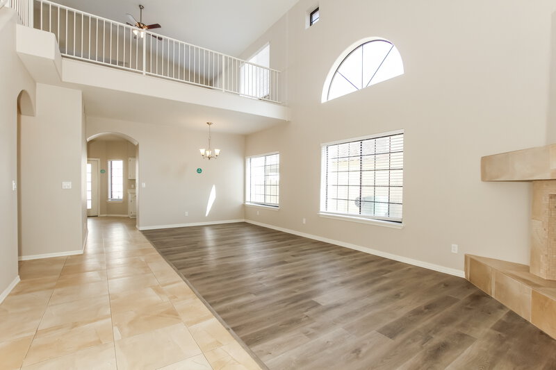 2,675/Mo, 18039 N 12th Pl Phoenix, AZ 85022 Misc View 2