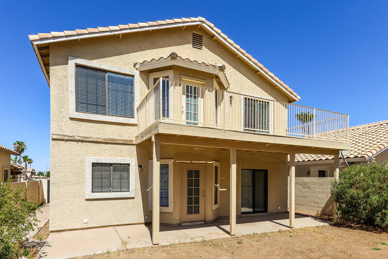 2,365/Mo, 18039 N 12th Pl Phoenix, AZ 85022 Rear View