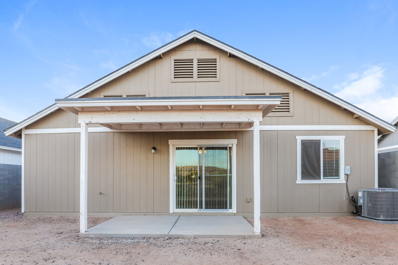2,255/Mo, 2321 W Mobile Ln Phoenix, AZ 85041 Rear View