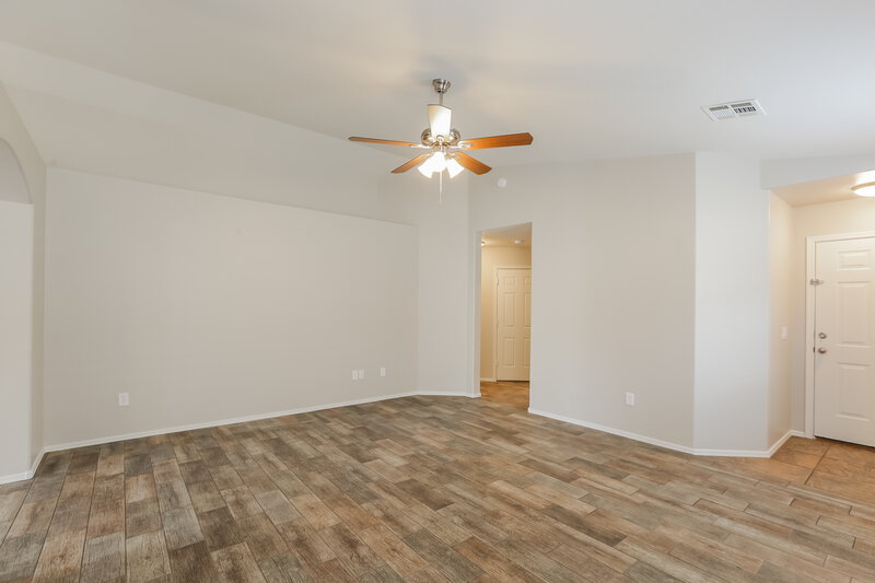 2,380/Mo, 1114 E Fraktur Rd Phoenix, AZ 85040 Bedroom View 3