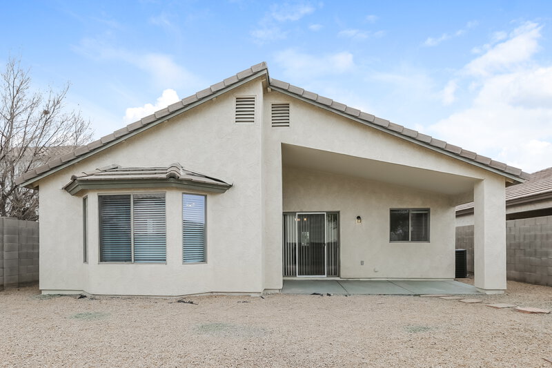 2,380/Mo, 1114 E Fraktur Rd Phoenix, AZ 85040 Rear View