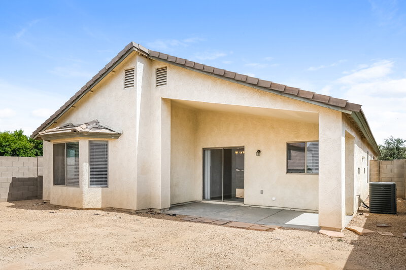 2,195/Mo, 1114 E Fraktur Rd Phoenix, AZ 85040 Rear View