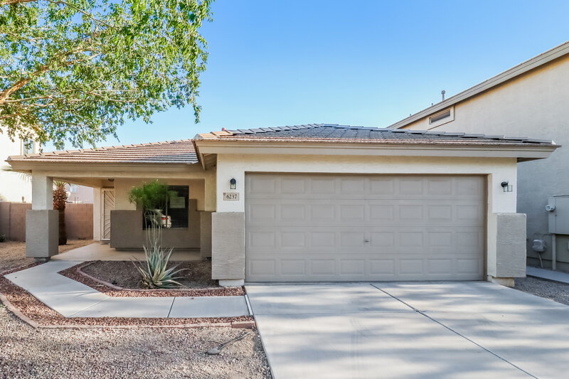 2,215/Mo, 6237 W Jones Ave Phoenix, AZ 85043 Front View