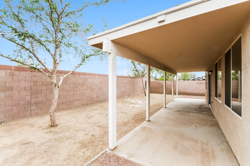 2,185/Mo, 2586 W Jasper Ave Apache Junction, AZ 85120 Covered Patio View