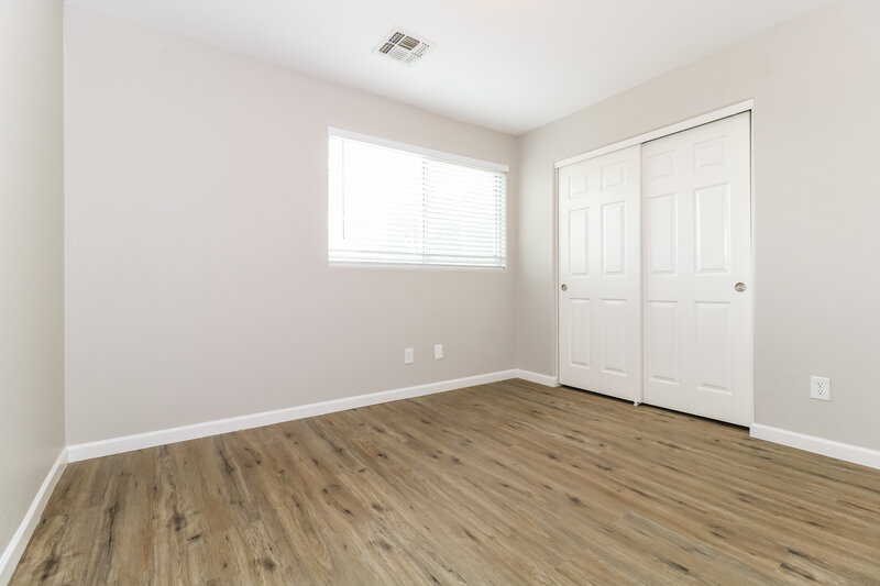 2,545/Mo, 7241 W Globe Ave Phoenix, AZ 85043 Bedroom View 2