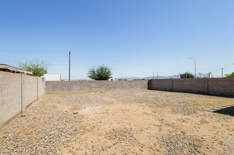 1,865/Mo, 3301 S 63rd Ln Phoenix, AZ 85043 Rear View