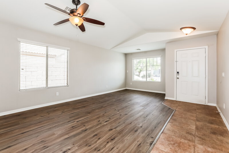 1,895/Mo, 2783 E Cowboy Cove Trl San Tan Valley, AZ 85143 Living Room View