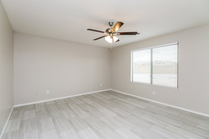 2,225/Mo, 6638 S 25th Ave Phoenix, AZ 85041 Main Bedroom View