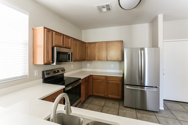 1,965/Mo, 5167 W Illini St Phoenix, AZ 85043 Misc View 3