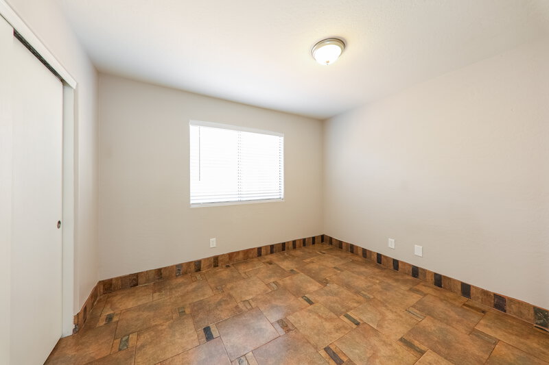 2,090/Mo, 17429 N 20th St Phoenix, AZ 85022 Bedroom View 2