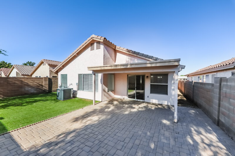 2,090/Mo, 17429 N 20th St Phoenix, AZ 85022 Rear View