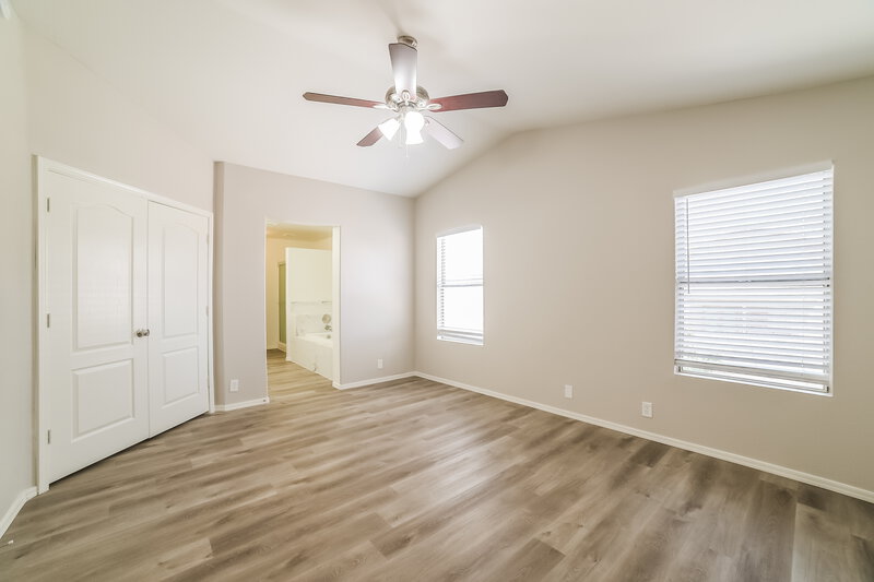 2,180/Mo, 17805 N 13th St Phoenix, AZ 85022 Main Bedroom View
