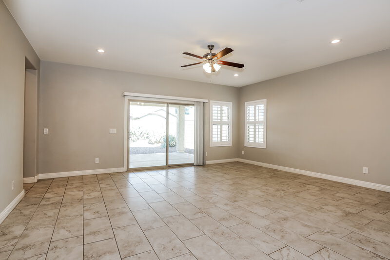 2,705/Mo, 11124 E Tupelo Ave Mesa, AZ 85212 Living Room View 2