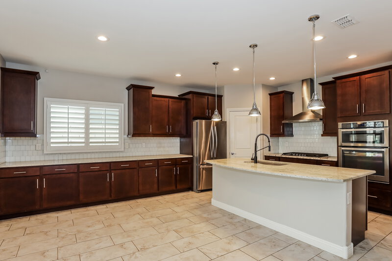 2,705/Mo, 11124 E Tupelo Ave Mesa, AZ 85212 Kitchen View