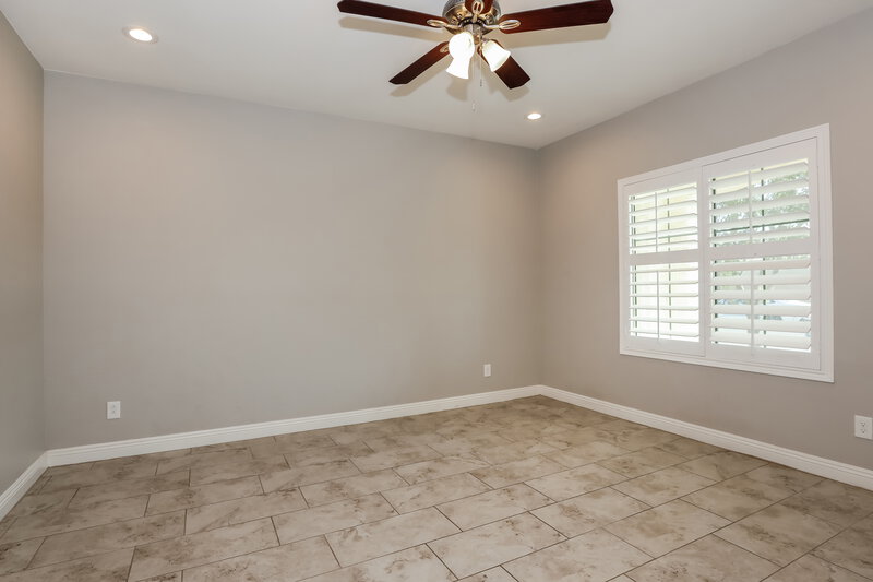 2,705/Mo, 11124 E Tupelo Ave Mesa, AZ 85212 Office View