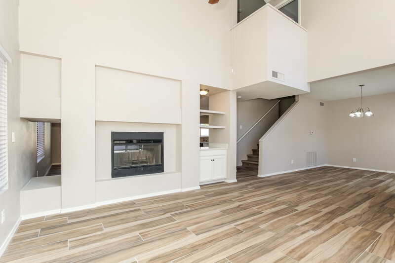 2,555/Mo, 4546 E Villa Theresa Dr Phoenix, AZ 85032 Living Room View