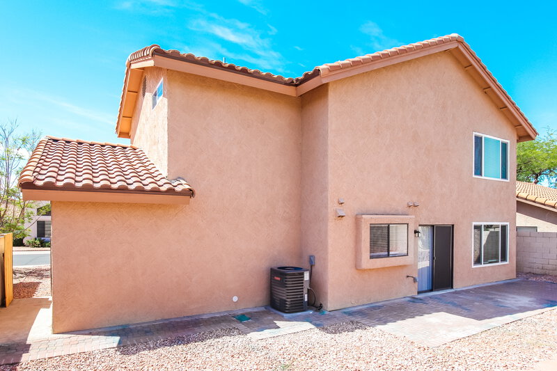 2,555/Mo, 4546 E Villa Theresa Dr Phoenix, AZ 85032 Rear View