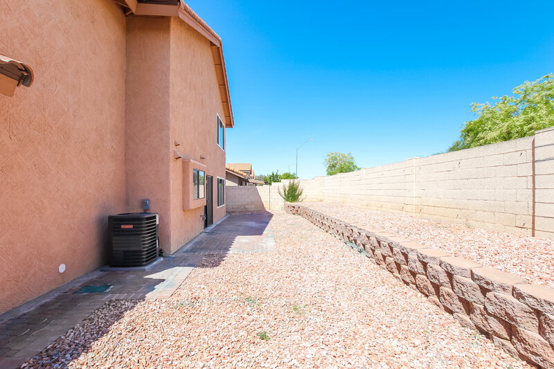 2,555/Mo, 4546 E Villa Theresa Dr Phoenix, AZ 85032 Rear View 2