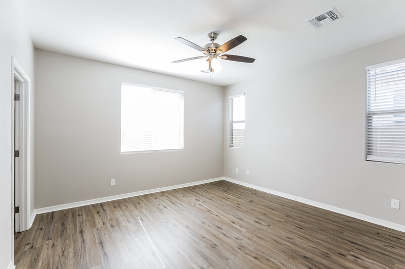 2,320/Mo, 6417 S 47th Dr Laveen, AZ 85339 Main Bedroom View