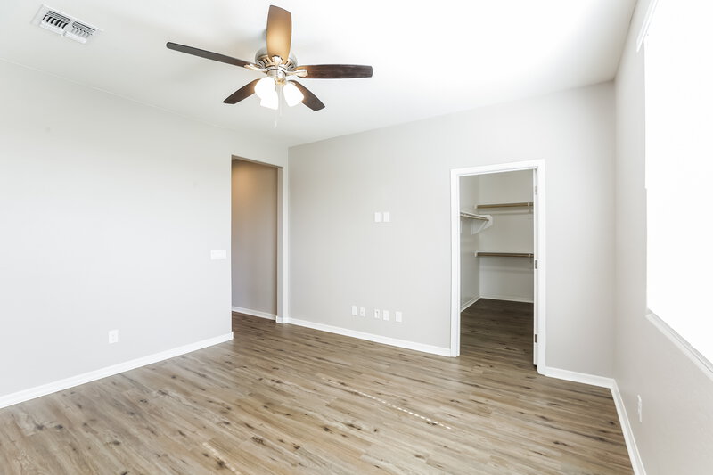 2,320/Mo, 6417 S 47th Dr Laveen, AZ 85339 Main Bedroom View 2