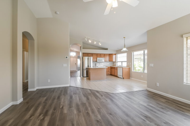 2,135/Mo, 2415 W Blue Sky Dr Phoenix, AZ 85085 Living Room View