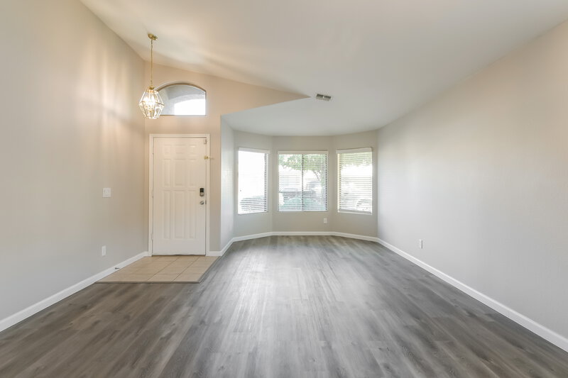 2,135/Mo, 2415 W Blue Sky Dr Phoenix, AZ 85085 Living Room View 3