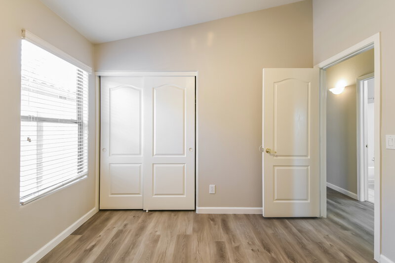 2,135/Mo, 2415 W Blue Sky Dr Phoenix, AZ 85085 Bedroom View