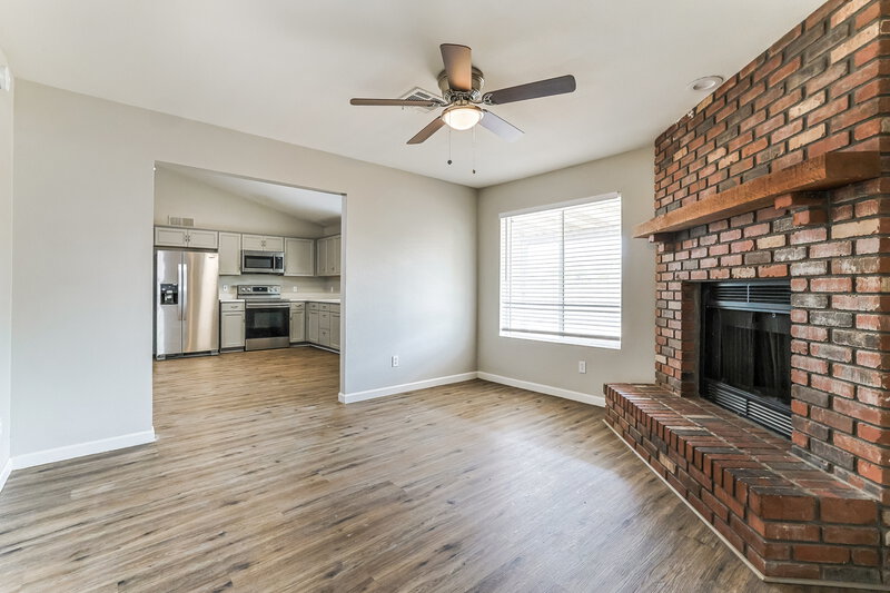 1,985/Mo, 9365 E Adobe Rd Mesa, AZ 85207 Living Room View 2