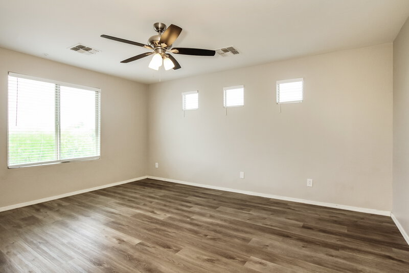2,485/Mo, 8889 W Cameron Dr Peoria, AZ 85345 Main Bedroom View