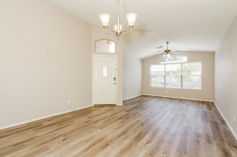 2,225/Mo, 1745 N 125th Dr Avondale, AZ 85392 Dining Room View