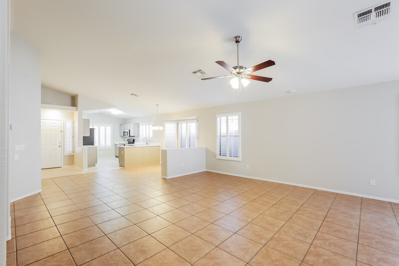 2,155/Mo, 10246 E Calypso Ave Mesa, AZ 85208 Living Room View 2